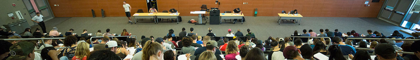 Lecture-Photo (1400x200 slice)
