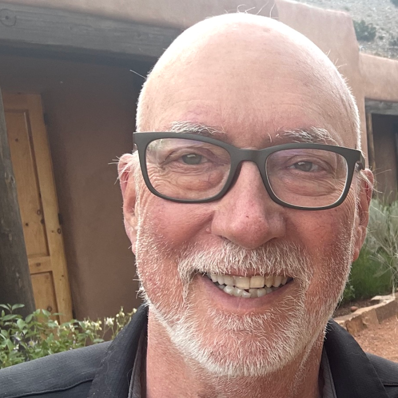 Headshot: Pat Thompson